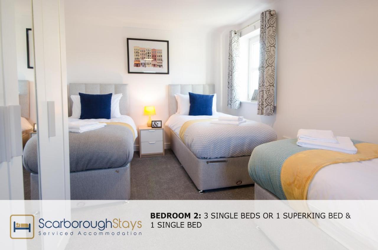Hibernia Place, 3 Bedroom Townhouse With Patio & Seating Area - Free Parking Scarborough Ngoại thất bức ảnh