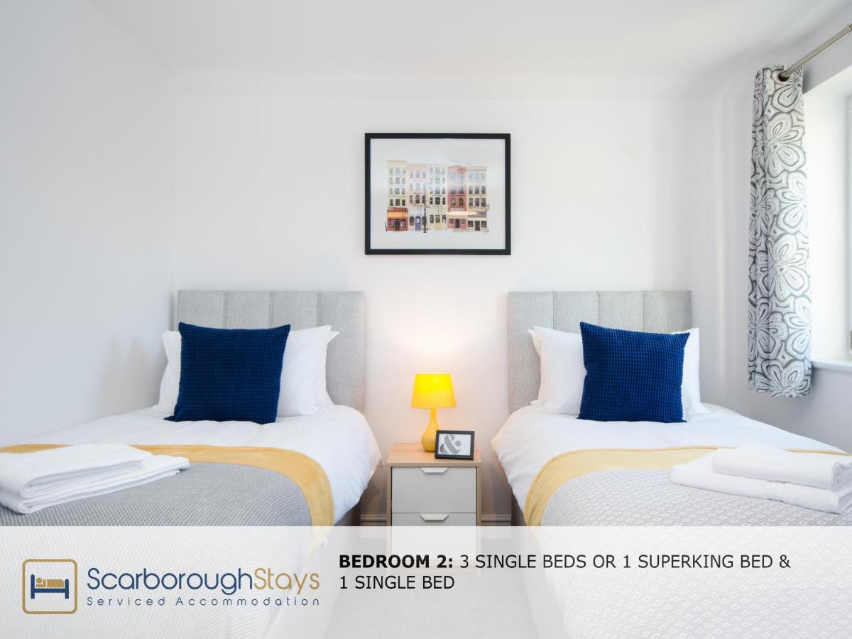 Hibernia Place, 3 Bedroom Townhouse With Patio & Seating Area - Free Parking Scarborough Ngoại thất bức ảnh