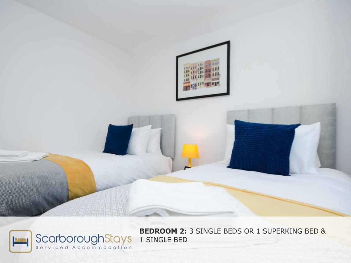 Hibernia Place, 3 Bedroom Townhouse With Patio & Seating Area - Free Parking Scarborough Ngoại thất bức ảnh