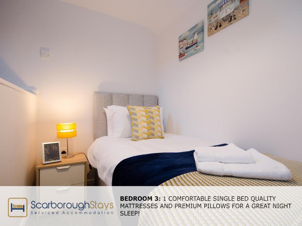Hibernia Place, 3 Bedroom Townhouse With Patio & Seating Area - Free Parking Scarborough Ngoại thất bức ảnh