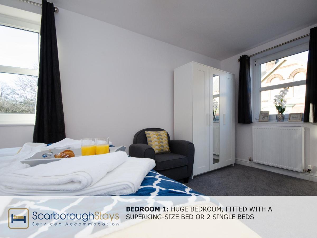 Hibernia Place, 3 Bedroom Townhouse With Patio & Seating Area - Free Parking Scarborough Ngoại thất bức ảnh