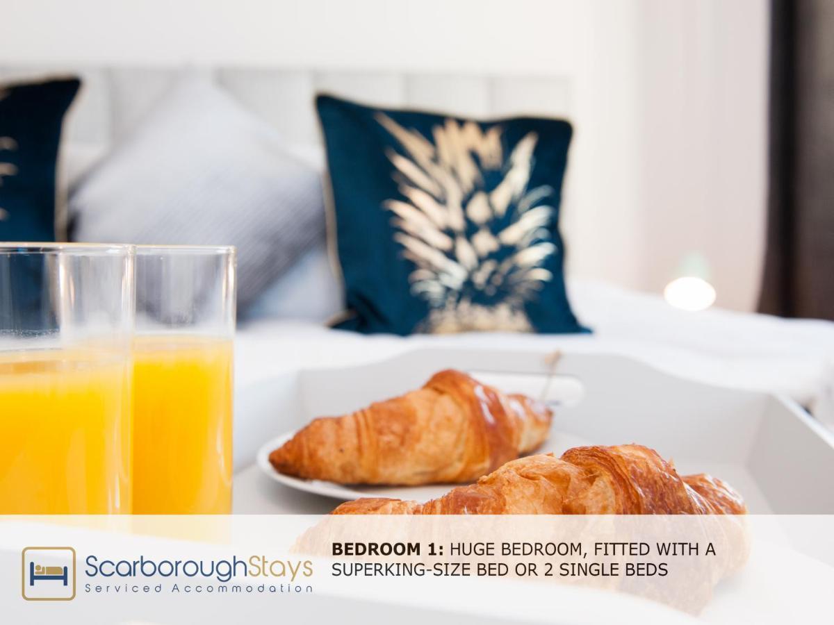 Hibernia Place, 3 Bedroom Townhouse With Patio & Seating Area - Free Parking Scarborough Ngoại thất bức ảnh
